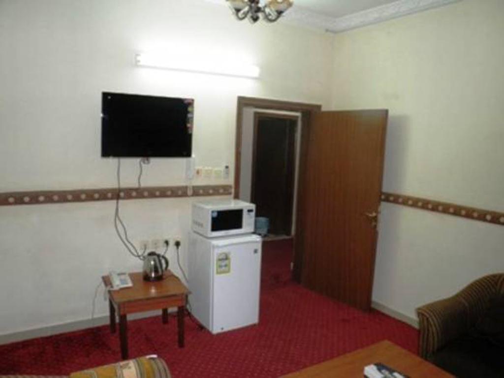 Al Farhan Hotel Suites - Al Salam Riyadh Ngoại thất bức ảnh